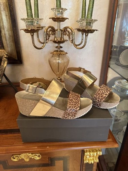 Women Tosca Blu Heels Gold 38