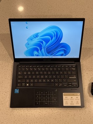 ASUS VivoBook X1404 14'' Intel Core i3-1215U 8GB RAM 256GB SSD NVMe 