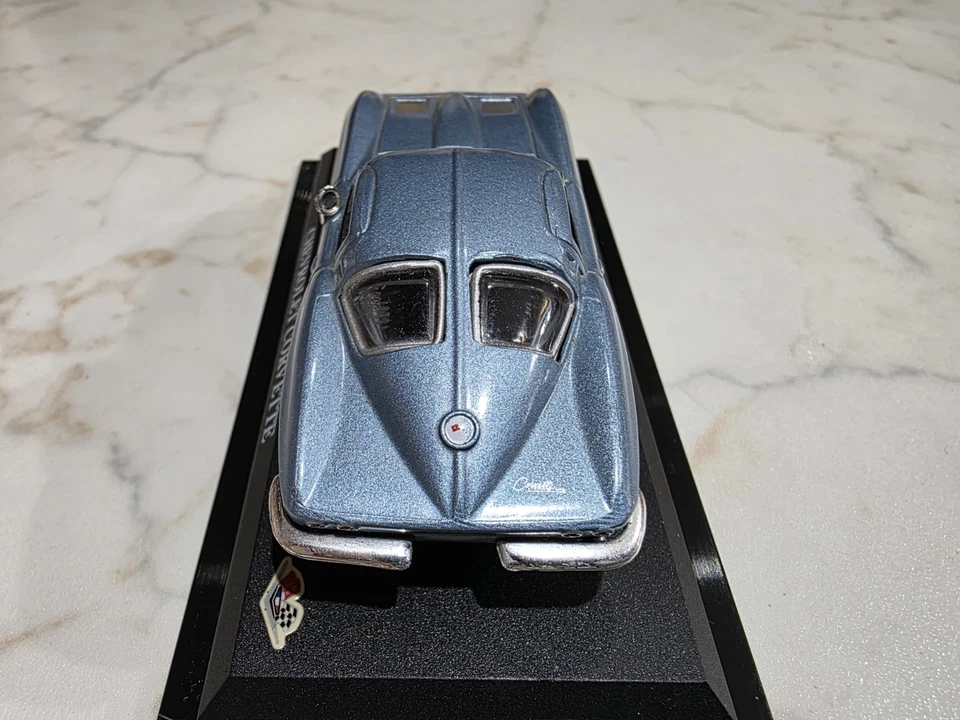Modellino Chevrolet Corvette - 1:43  - Immagine 3 di 3