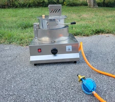 7oz LP Gas Heating Spherical Popcorn Machine Stainless Steel Corn Popper 2 Shape