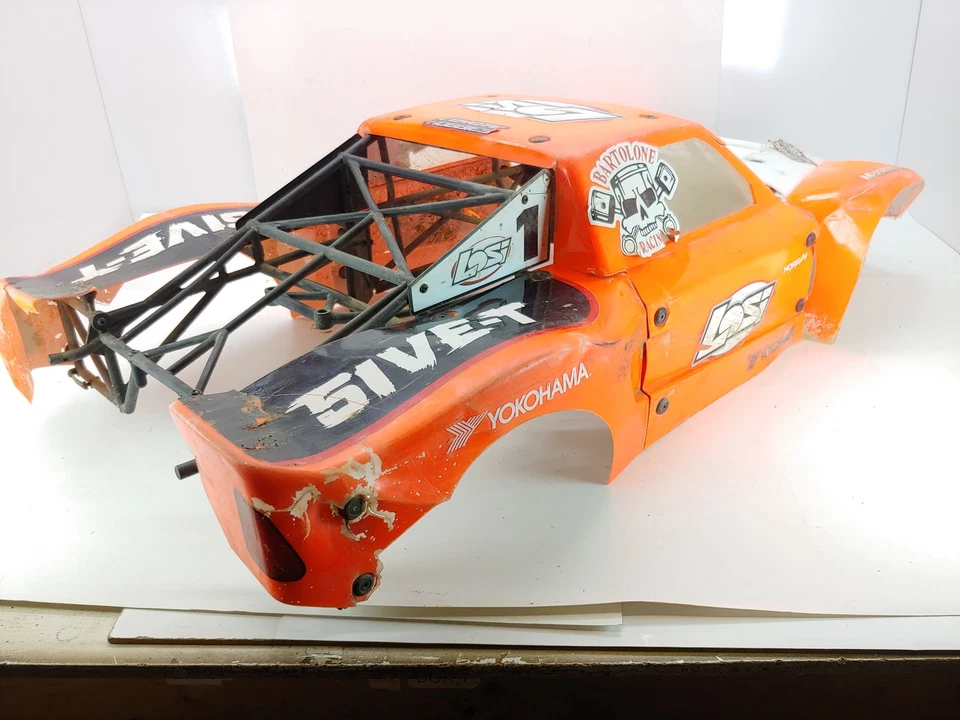 Used/Bashed: Losi 5ive-T 5T 1/5 RC Gas Trophy Truck Body Orange & White - Image 3 of 4