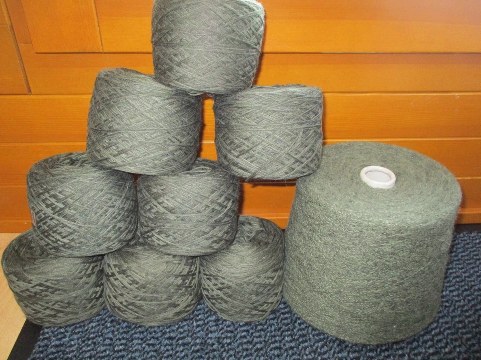 1250g Wolle + Kaschmir Strickwolle  + 1100g Wolle + Baumwolle Mischgarn, GRÜN - Bild 2 von 4