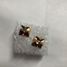 Small Stud Earring For Girls -Q