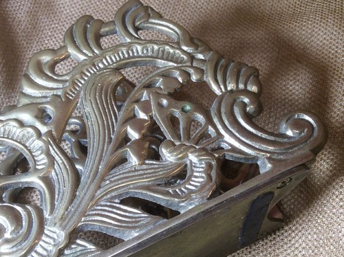 Vintage Heavy Brass Open Work Table Napkin Holder Decorative Kitchen Estate Item - Picture 9 of 12