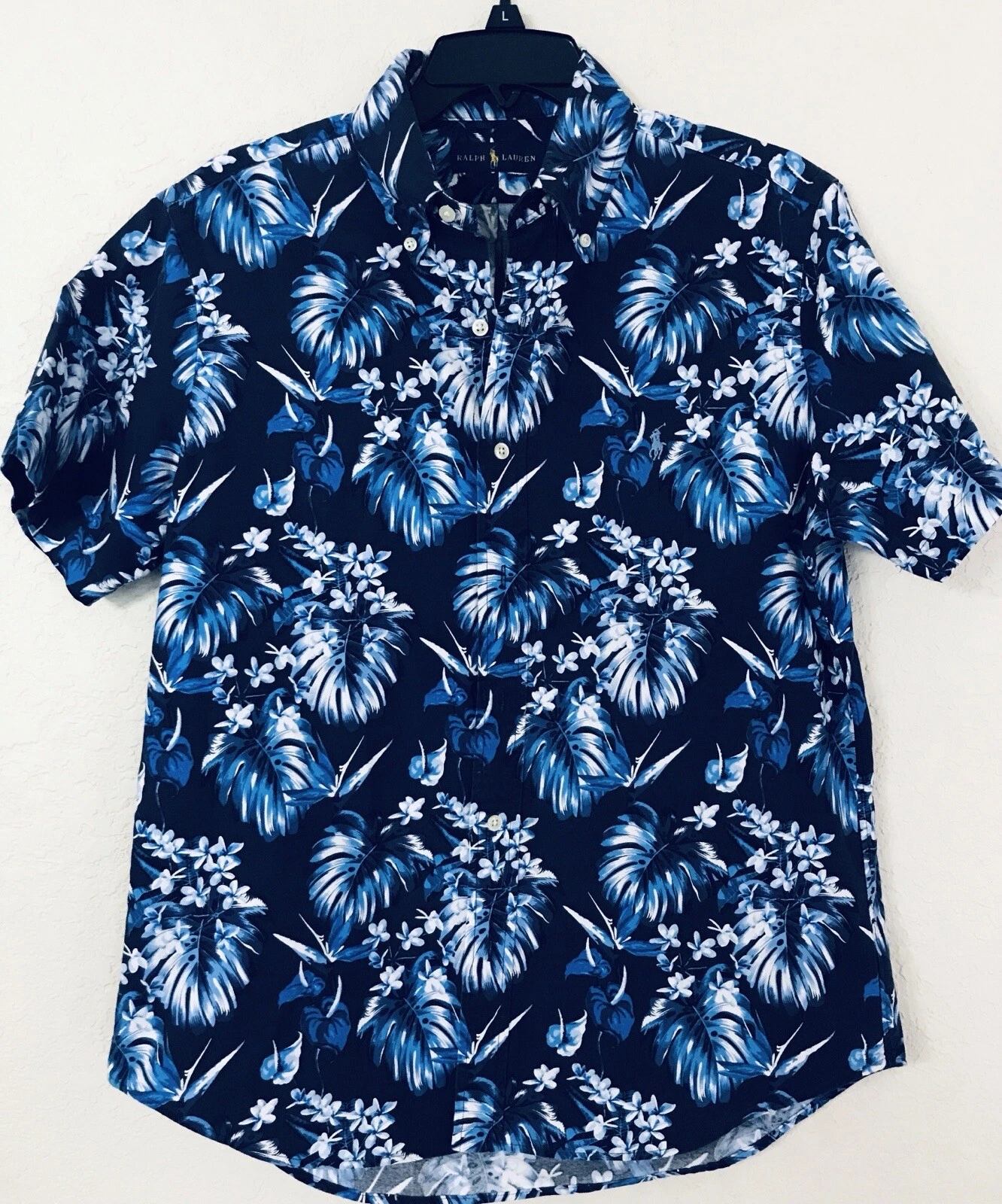 Ralph Lauren Size M Hawaiian Floral Shirt Blue & White Short Sleeves Button Down
Opens in a new wind