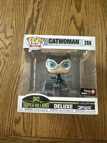 Funko Pop! Deluxe: DC Universe - Catwoman (Jim Lee Deluxe) - #269 New!