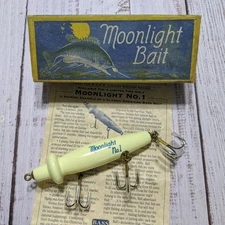 2001 Moonlight Bait Co B.A.S.S Collectors Edition #1 Glow in the Dark Lure w/Box
