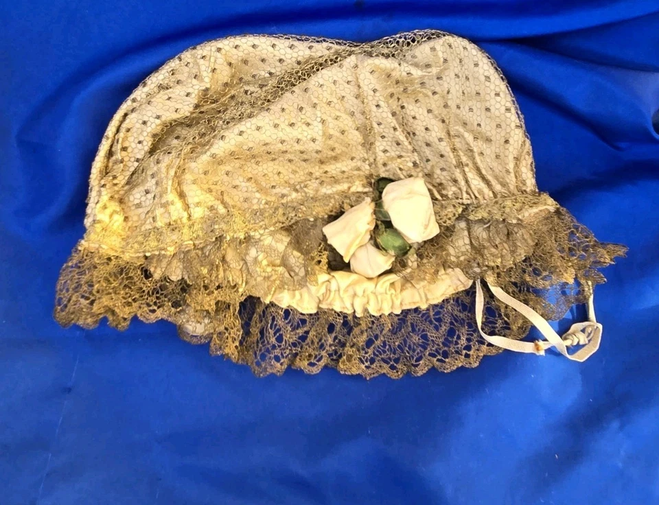 Antique 1920's Gold Metallic Lace Beige Silky Boudoir Cap With Rose  - Image 2 of 4