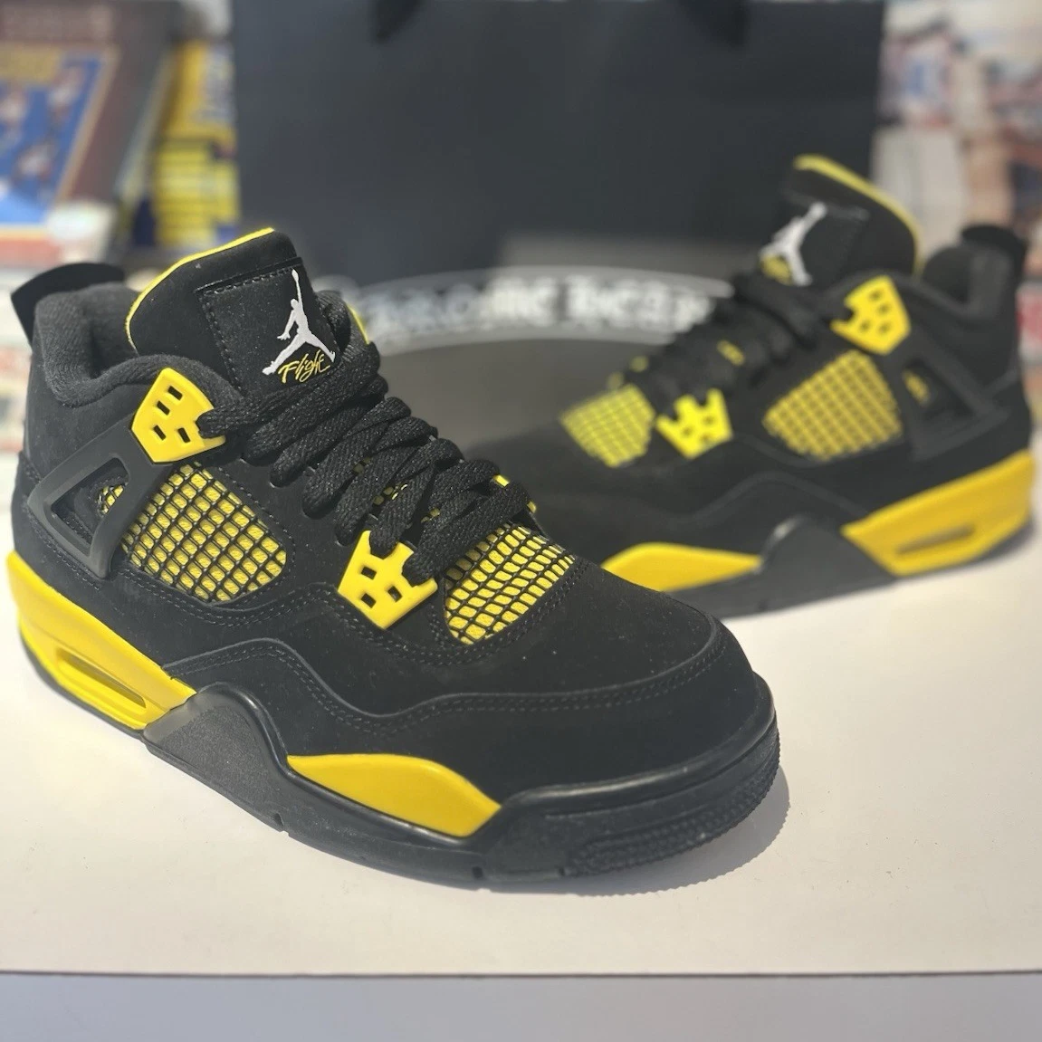 Las mejores ofertas en Jordan 4 Retro Low Thunder | eBay