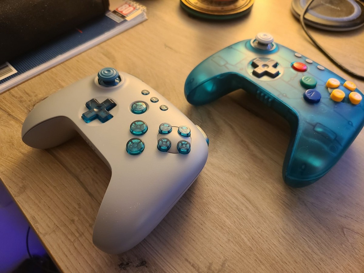 Analogue 3D - Funtastic Ice Limited Edition Console *Lightly used 