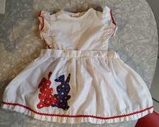Vintage Girls White Ruffled Pinafore Apron Dress Calico Bunnies design Size 2