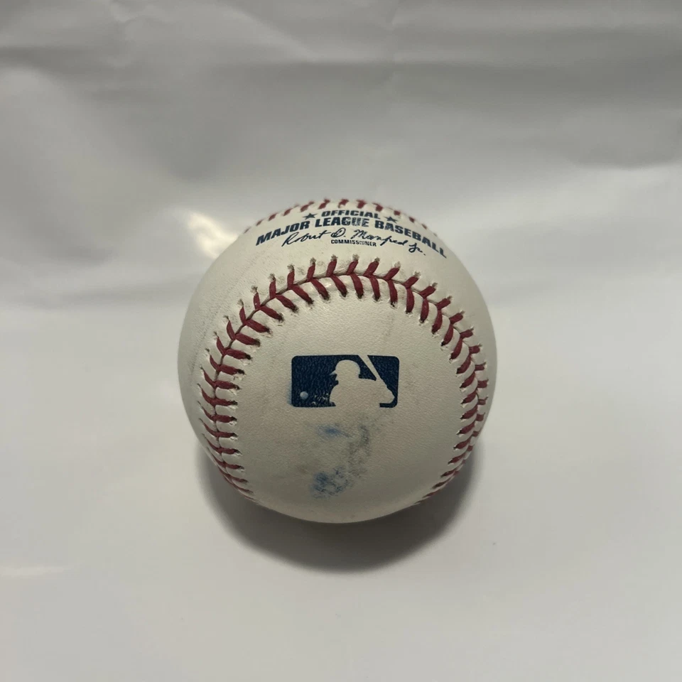 Pelota de béisbol firmada por Tyler Naquin - Indios de Cleveland - Juego usada Foto 4 de 4