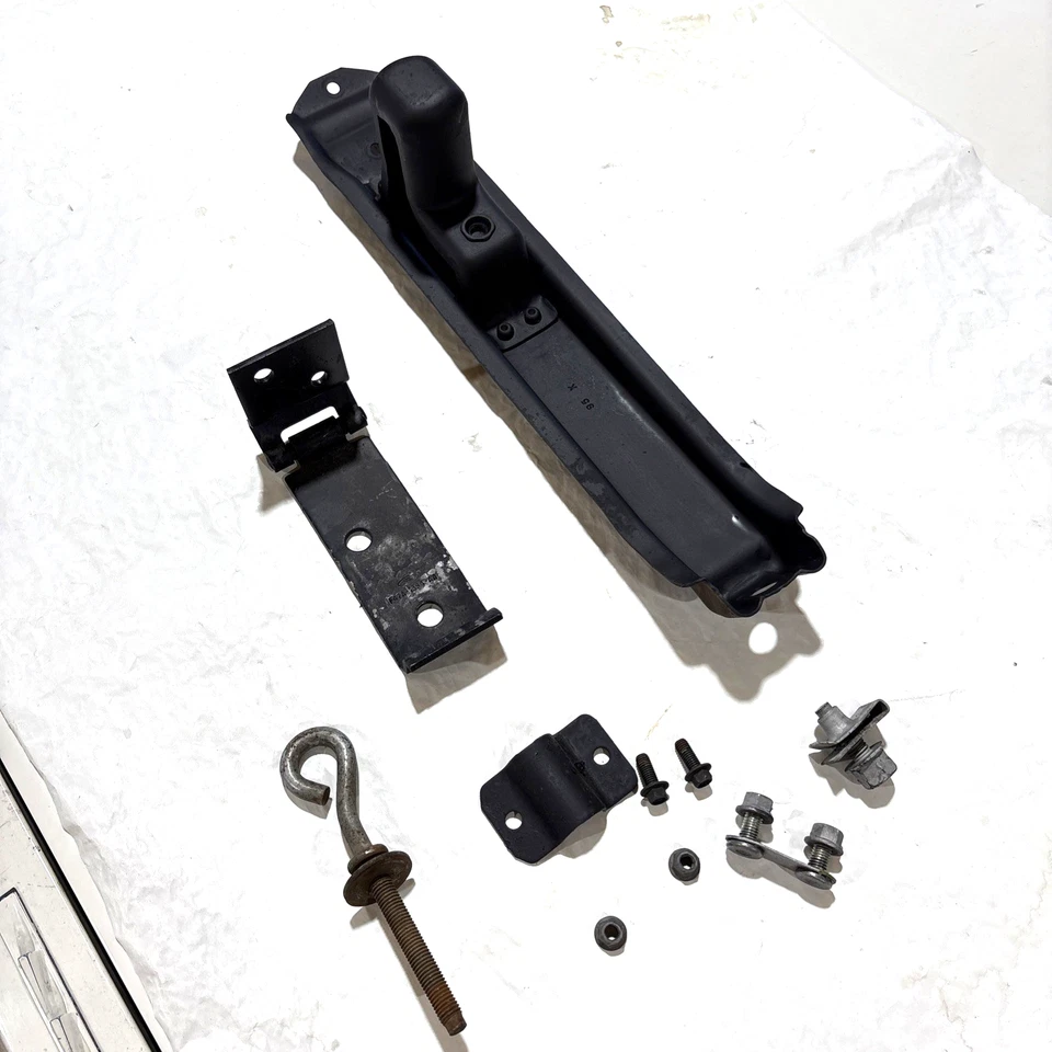 Ford Ranger 1983-1997 porta neumáticos de repuesto (original) Mazda serie B Foto 3 de 4