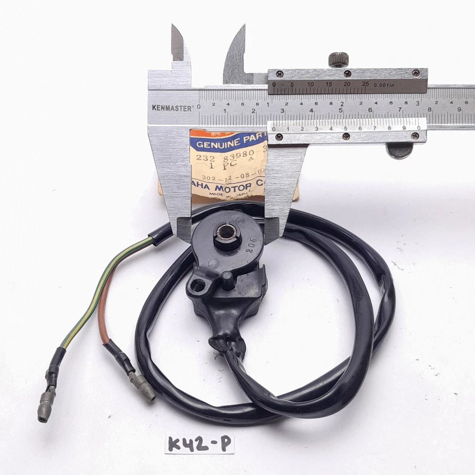 YAMAHA RD125 GT80 DT1 AT1 L5 R5 XS1 XS2 DS6 CS5 R3 Front Brake Switch Nos Japan - Image 3 of 4