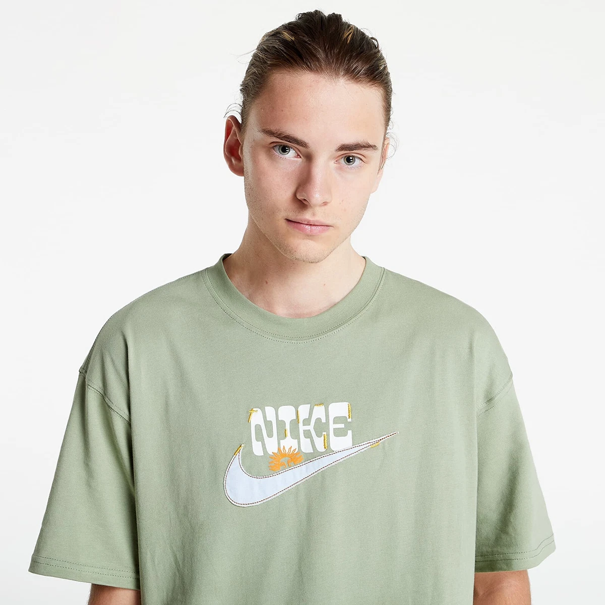 Nike hbr swoosh t shirt clearance mens
