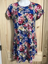 PEACH LOVE California Colorful Floral Short Sleeve Shift Dress Tunic Size Medium