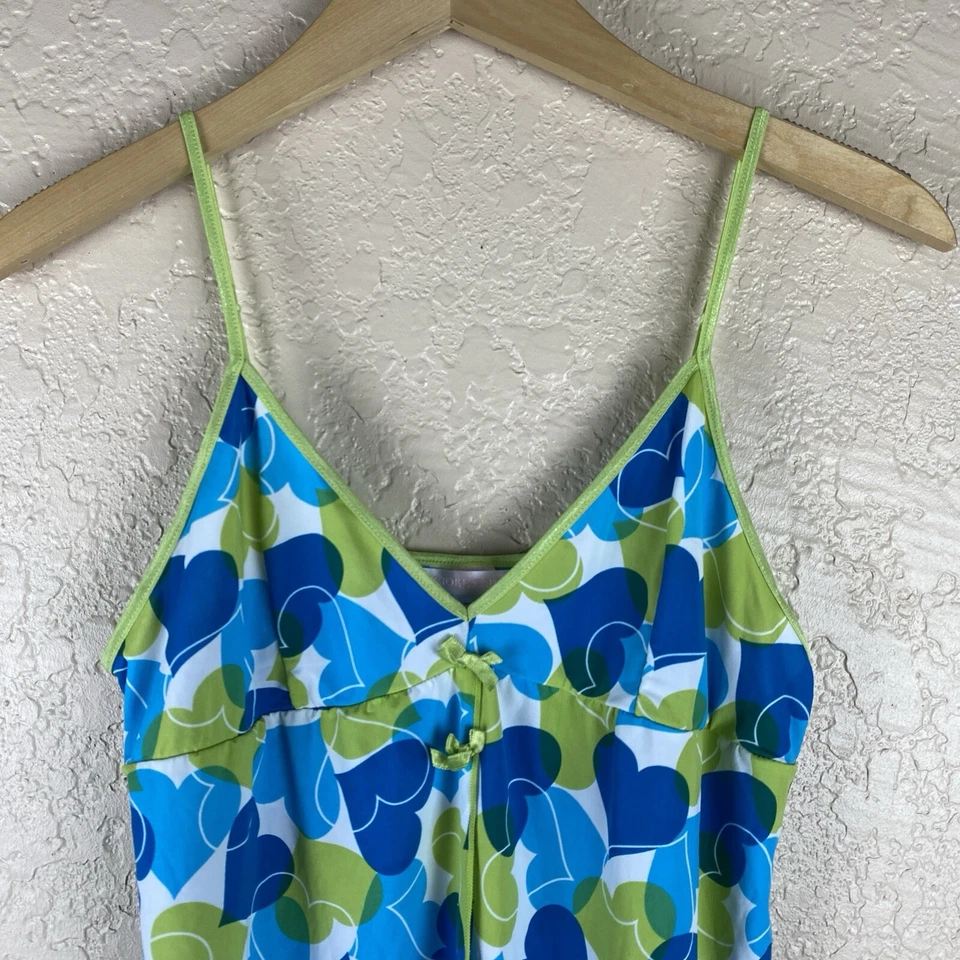 Camiseta sin mangas Victoria’s Secret L Babydoll Y2K retro estampado de corazones lazo verde azul Foto 2 de 4