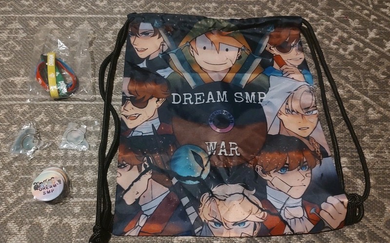 Dream Smp Drawstring Bag Pins Bracelets 