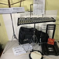 Pearl Xylophone 32 Key W/ Carry Case, Rolling Stand, Mallets, Drum Pad, Stands