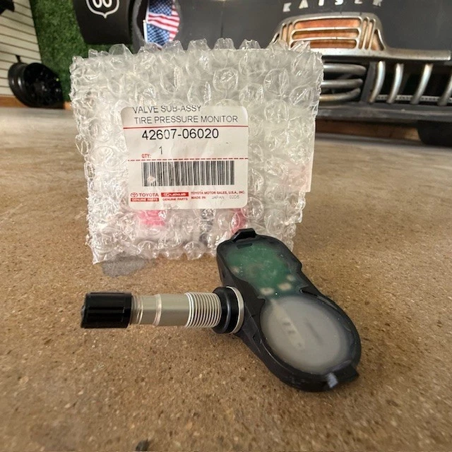 (1) Genuino 4260706020 TPMS PMV-C010 Lexus Toyota - igual que el concesionario Foto 2 de 3