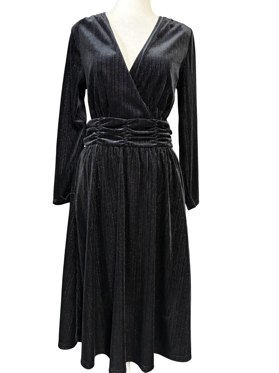 black wrap velvet dress The Korner Womens Small Metallic Ruched Waist Midi Sequin wrap Size:US 18P new-image-2026-06-15 Carmen Marc Valvo Women's This olive velvet midi
