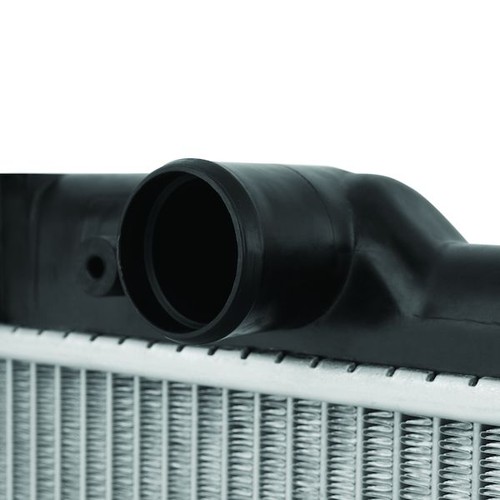 Mishimoto R2703 Plastic End-Tank Radiator Fits Subaru WRX 2004-2007 - Picture 5 of 6