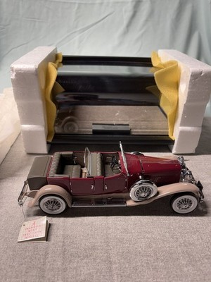 Franklin Mint 1930 Duesenberg J. Derham Tourister 1:24 Never Displayed COA Case