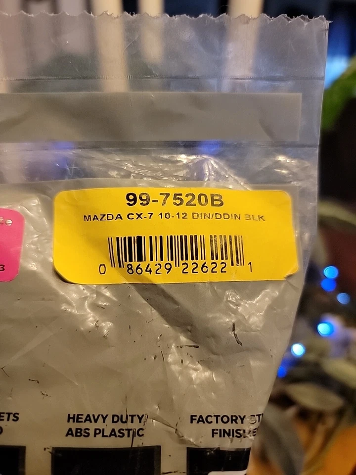 Kit de montaje de radio estéreo SD/DD METRA 99-7520B, Mazda CX-7 Foto 3 de 3