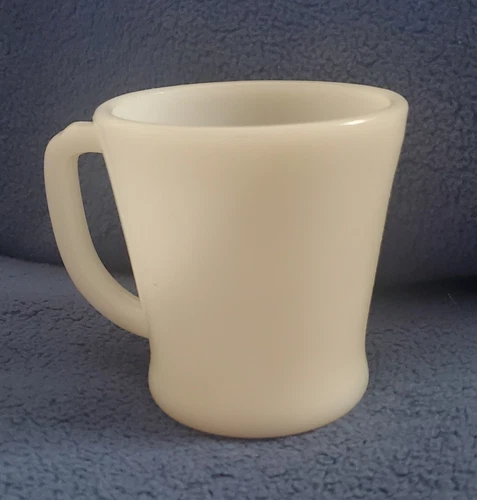 Vintage Anchor Hocking Fire King White D Handle Oven Ware 8oz Coffee Cup Mug