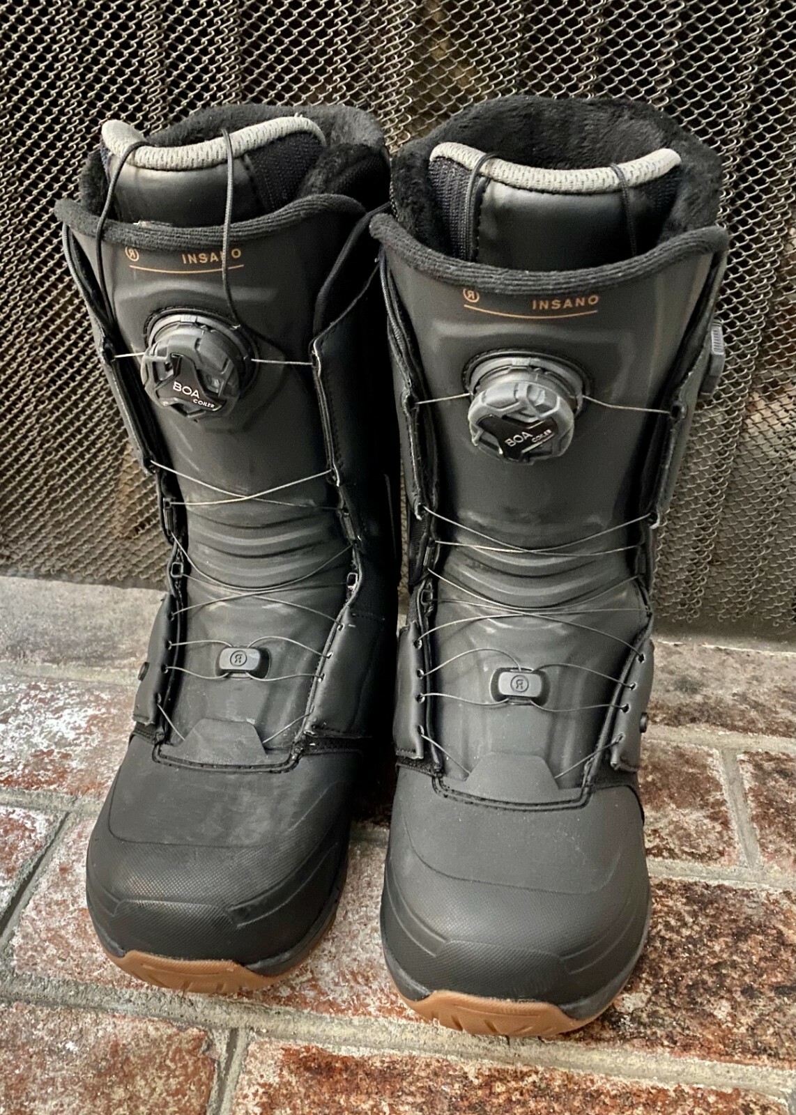ride insano snowboard boots