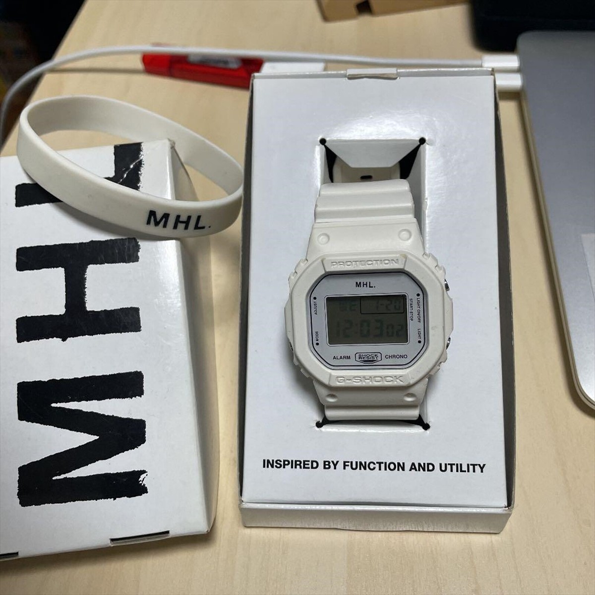 Casio G-Shock x MHL MARGARET HOWELL Japan White Limited Casio G-Shock x MHL MARGARET HOWELL Japan White Limited