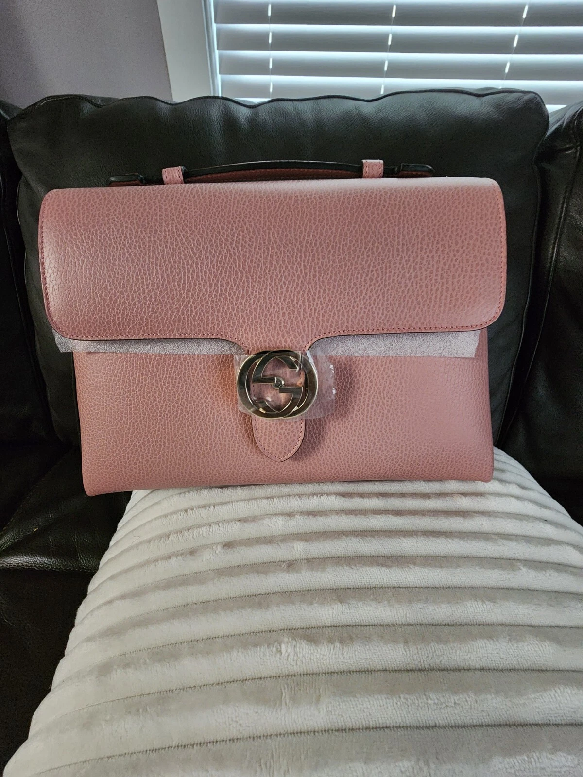SAC BANDOULIÈRE GUCCI DOLLAR CUIR DE VEAU ROSE MOYEN EMBOÎTEMENT G poignée supérieure neuf avec étiquette