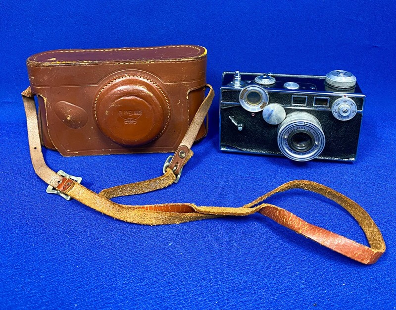 VTG Argus 50MM Weston Film Speed Camera w/ Leather Case – Untested Estate