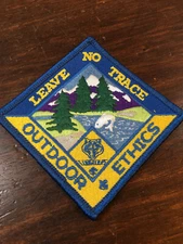 Leave No Track Patch, Cub Scouts, Outdoor Ethics, Iron or Sew on, 4 1/4"