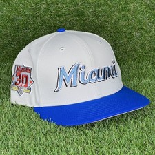 HAT CLUB EXCLUSIVE MIAMI MARLINS CALLE OCHO COLLECTION 30TH ANNIVERSARY FITTED