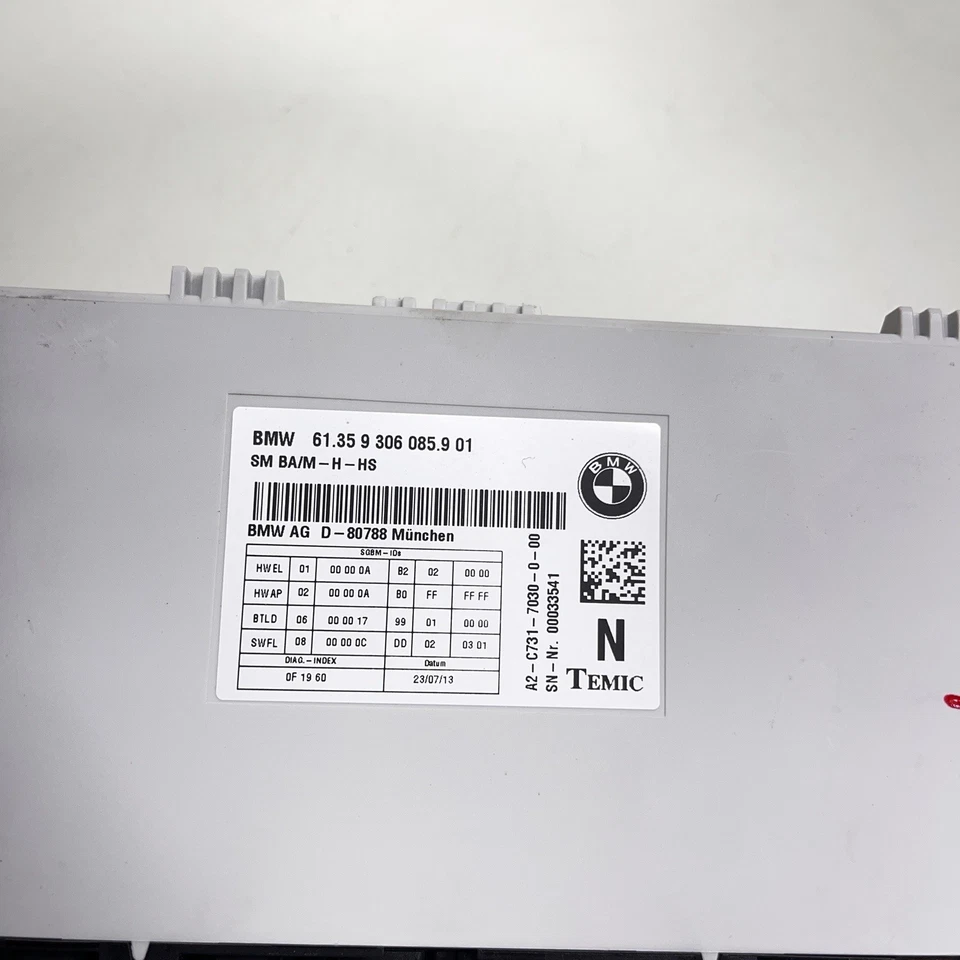 BMW 328i F30 2014 módulo de control del asiento eléctrico delantero - 61,35 9 306 085,9 01 Foto 2 de 4