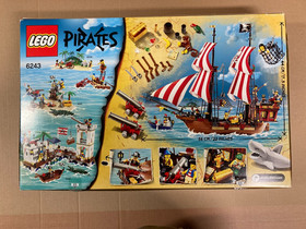 Lego 6243 PIRATES Brickbeard's Bounty  SEALED, NIB) See Photos for box DAMAGE