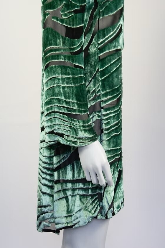 Gucci by Tom Ford Spring/Summer 1996 Velvet Mini Dress | eBay