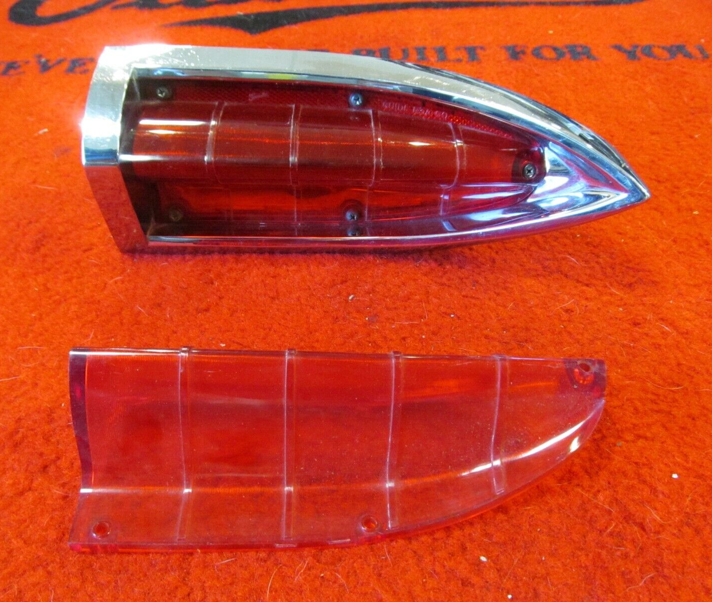 1960 Oldsmobile 88 Station Wagon Pass Right Tail Light Bezel & Lens # 5950904