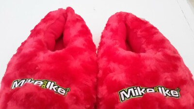 MIKE AND IKE Size Medium 10.5'' Red Fuzzy Plush Round Toes Slip On Slippers EUC