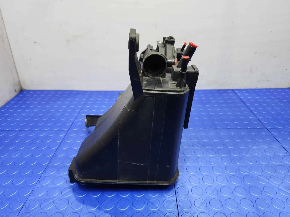 2011 Volkswagen Touareg VR6 3.6L Fuel Vapor Charcoal Canister Assembly OEM - Image 3 of 4