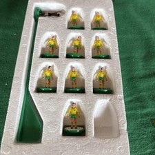 Subbuteo Norwich City ref 772 9 players