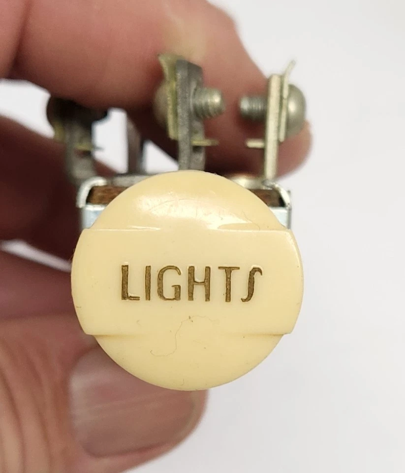 Interruptor de faro de alta resistencia COLE HEREE 3 posiciones tirar/empujar -NUEVO NOS Foto 2 de 4