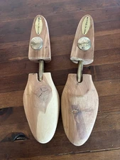 Vintage Rochester Shoe Tree Co. Bruno Magli Cedar Wooden Shoe Tree Size L