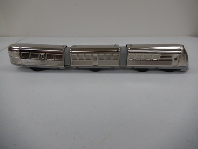 Flying Yankee Classic Three Car Wind Up Tin Streamline Train
