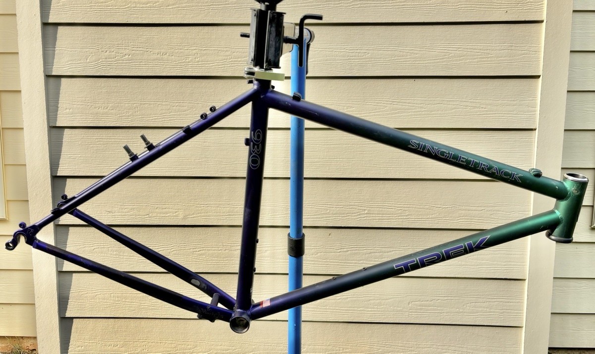 90's Trek 930 Singletrack Purple/Green 19.5” Seat Tube With Parts