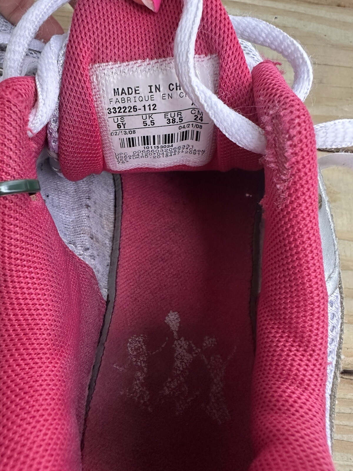 Nike Shox Remix+ Women’s 6Y Running Active Gym Shoe Silver Pink 2008 image 3
