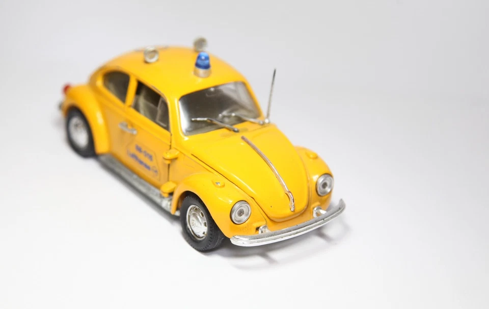 Polistil Volkswagen Beetle Lufthansa - Good Vintage Original Model 1:25 RARE - Image 4 of 4