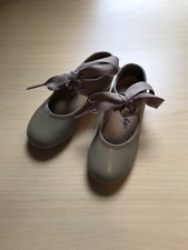 Capezio 625 Size 3.5M Tan Tyette Tap Shoes