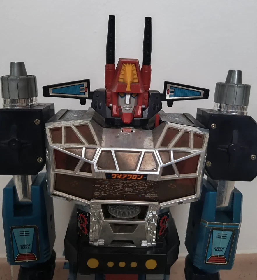 DIACLONE IL GRANDE Il Grande Robot-Base GIG TAKARA - Immagine 2 di 4
